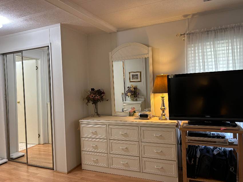 7907 Lakeshore Drive a Ellenton, FL Mobile or Manufactured Home for Sale